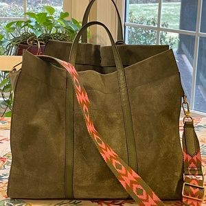 Fossil Tote